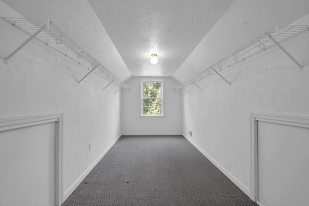 Empty room, Interior, Walk-in Closets