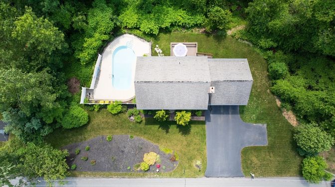 Exterior, Drone