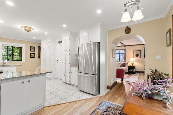 Interior, Kitchen, Living room, Recessed Lighting, Wood Texture Flooring