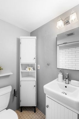 Bathroom, Interior