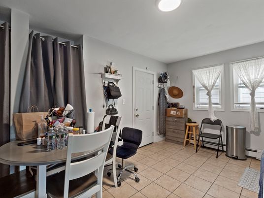Dining room, Interior