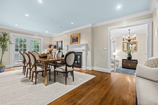 Chandelier, Dining room, Fireplace, Interior, Recessed Lighting, Wood Texture Flooring