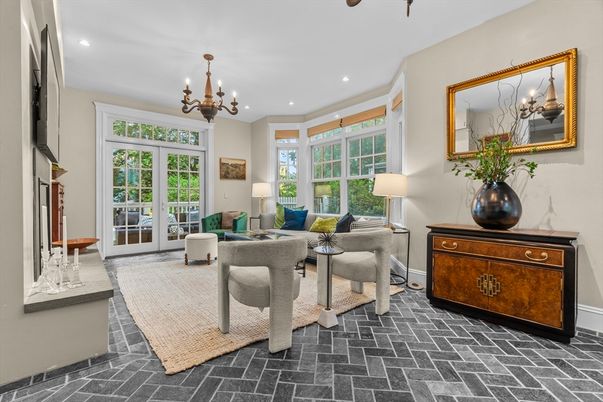 Chandelier, Interior, Living room, Recessed Lighting