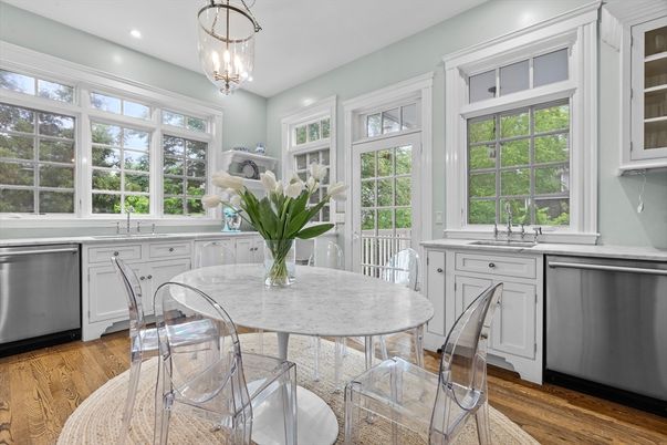 Dining room, Interior, Kitchen, Pendant Lights, Recessed Lighting, Wood Texture Flooring