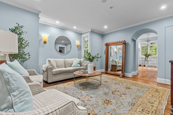 Interior, Living room, Recessed Lighting, Wood Texture Flooring