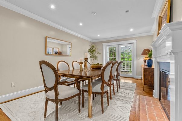 Dining room, Fireplace, Interior, Recessed Lighting, Wood Texture Flooring