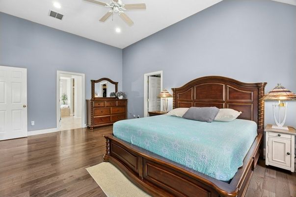 Bedroom, Interior, Recessed Lighting, Wood Texture Flooring