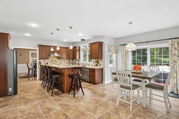 Dining room, Interior, Kitchen, Pendant Lights, Recessed Lighting