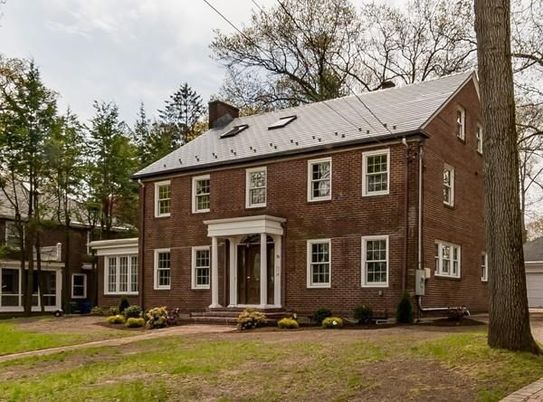 Backyard, Exterior, Facade, Brick Facade, Georgian