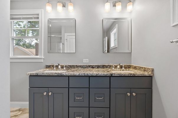 Bathroom, Dual Sink Vanities, Interior