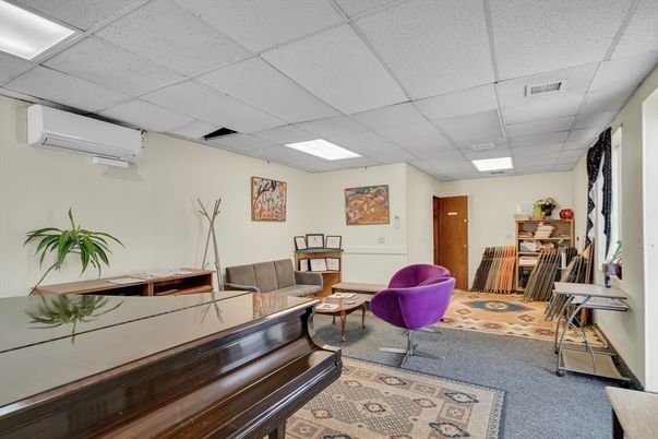 Interior, Living room, Piano, Recessed Lighting