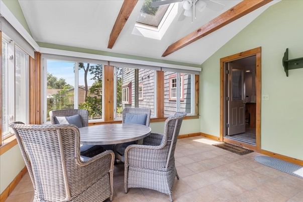 Dining room, Interior, Wooden Beams