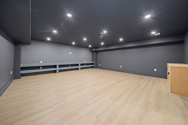 Empty room, Interior, Recessed Lighting, Wood Texture Flooring