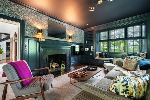 Fireplace, Interior, Living room