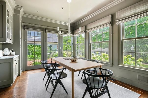 Dining room, Interior, Pendant Lights, Recessed Lighting, Sun Room, Wood Texture Flooring