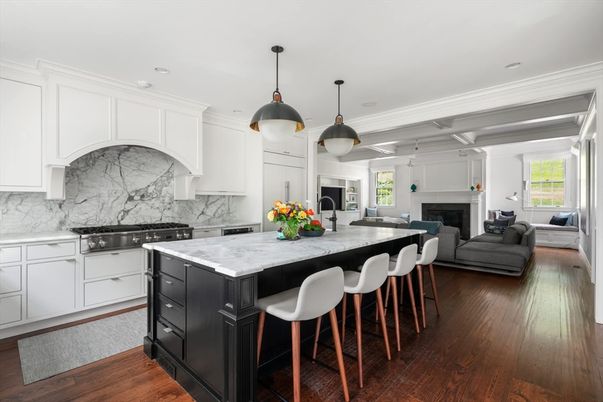 Fireplace, Interior, Kitchen, Living room, Marble Walls, Pendant Lights, Recessed Lighting, Wood Texture Flooring