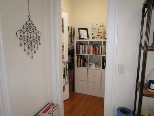 Interior, Pendant Lights, Wood Texture Flooring