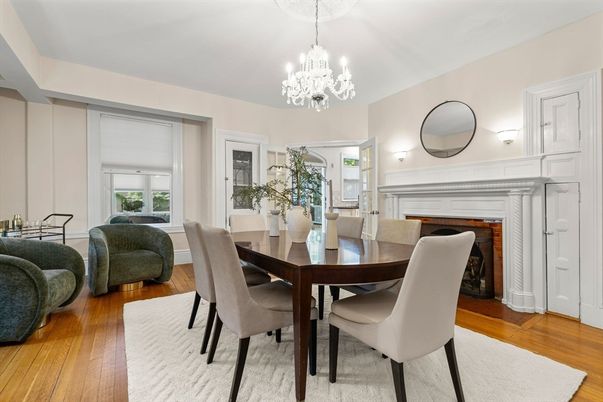 Chandelier, Dining room, Fireplace, Interior, Wood Texture Flooring