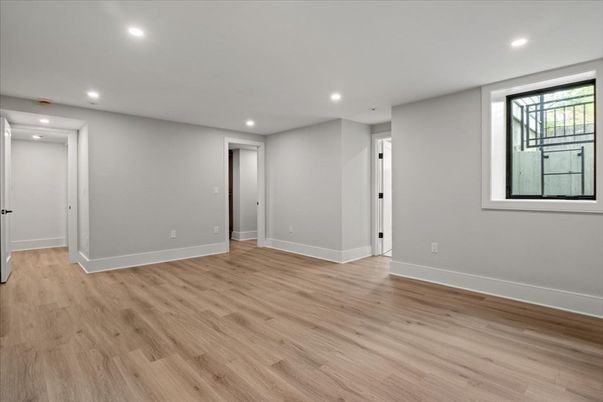 Empty room, Interior, Recessed Lighting, Wood Texture Flooring