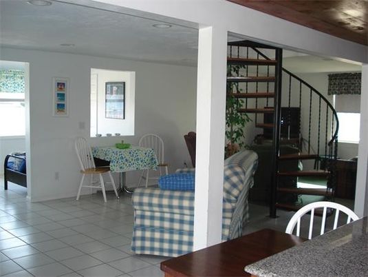 Dining room, Interior
