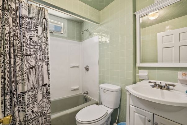 Bathroom, Interior