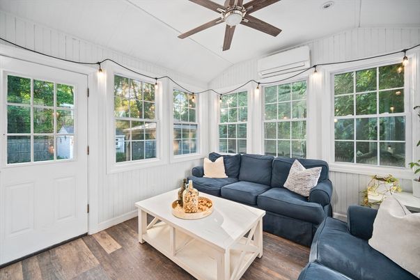 Interior, Living room, Sun Room, Wood Texture Flooring