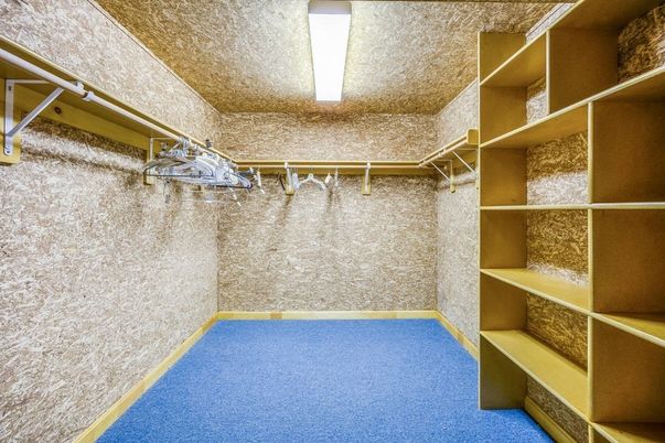 Interior, Walk-in Closets