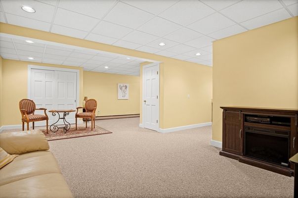 Dining room, Interior, Living room, Recessed Lighting