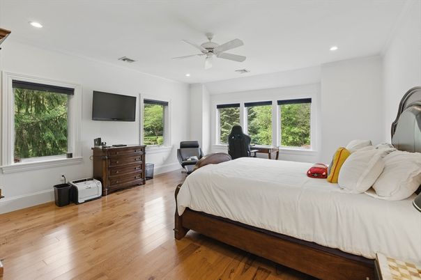 Bedroom, Interior, Recessed Lighting, Wood Texture Flooring