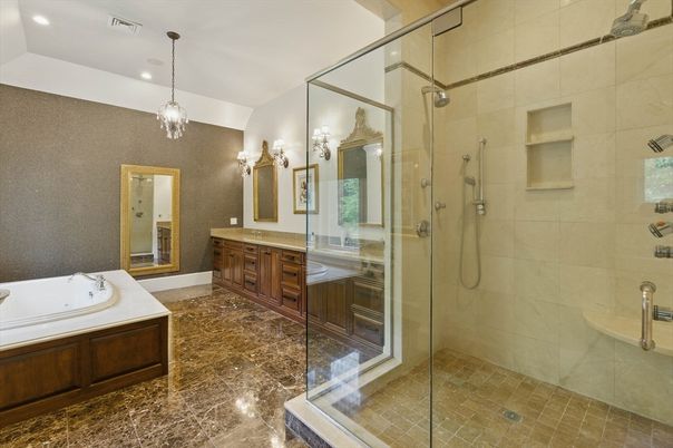 Bathroom, Glass Shower, Interior, Pendant Lights, Recessed Lighting