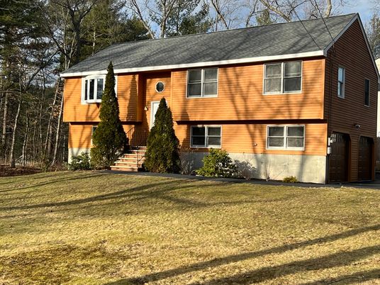 Attached, Exterior, Facade, Raised Ranch