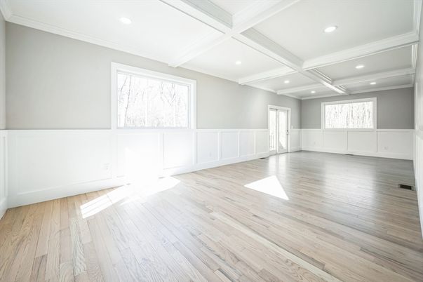 Empty room, Interior, Recessed Lighting, Wood Texture Flooring