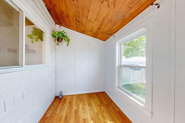 Empty room, Interior, Wooden Ceilings, Wood Texture Flooring