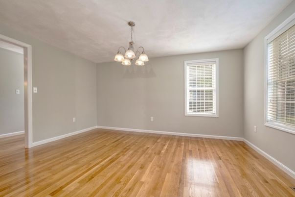 Chandelier, Empty room, Interior, Wood Texture Flooring