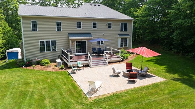 Backyard, Exterior, Hot Tub