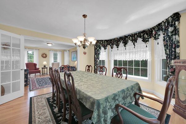 Chandelier, Dining room, Interior, Living room, Wood Texture Flooring