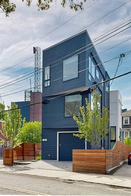 Attached, Exterior, Facade, Modern