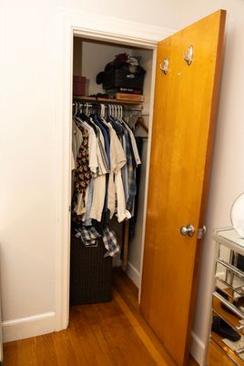 Interior, Walk-in Closets, Wood Texture Flooring