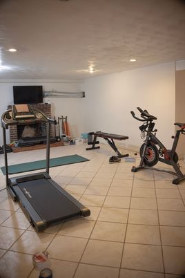 Fitness Equipment, Interior, Recessed Lighting