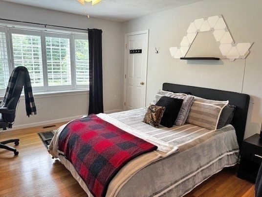 Bedroom, Interior, Wood Texture Flooring