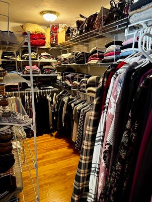 Interior, Walk-in Closets, Wood Texture Flooring