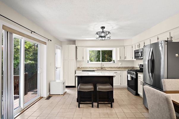 Interior, Kitchen, Stainless Steel Appliances