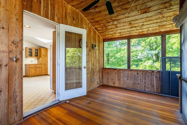 Empty room, Interior, Recessed Lighting, Wooden Ceilings, Wood Texture Flooring, Wooden Walls