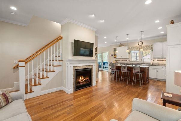 Fireplace, Interior, Kitchen, Pendant Lights, Recessed Lighting, Wood Texture Flooring