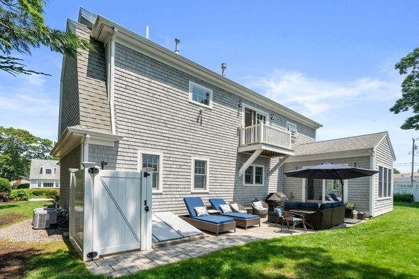 Backyard, Exterior, Hot Tub