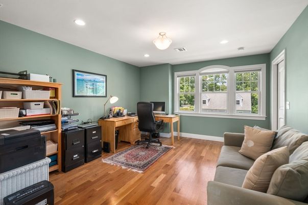 Home Office, Interior, Recessed Lighting, Wood Texture Flooring
