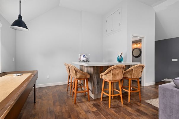 Interior, Pendant Lights, Wood Texture Flooring