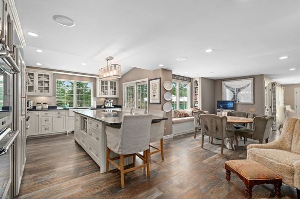 Chandelier, Dining room, Interior, Kitchen, Living room, Recessed Lighting, Stainless Steel Appliances, Wood Texture Flooring