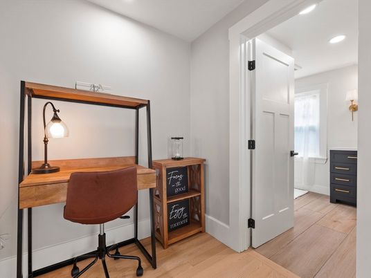 Home Office, Interior, Recessed Lighting, Wood Texture Flooring