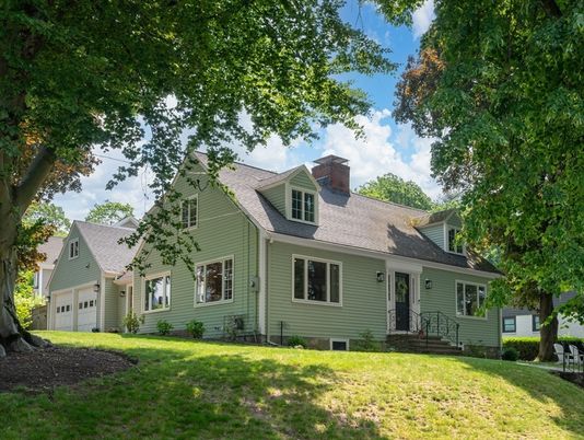 Attached, Backyard, Exterior, Facade, Cape Cod